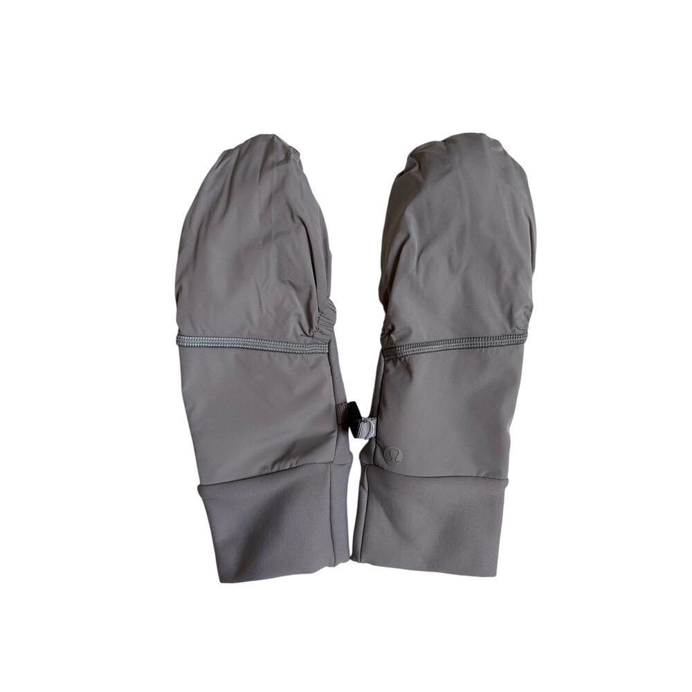 NWT Lululemon Run Fast Gloves (Dark Chrome / Silver Ice) - M/L